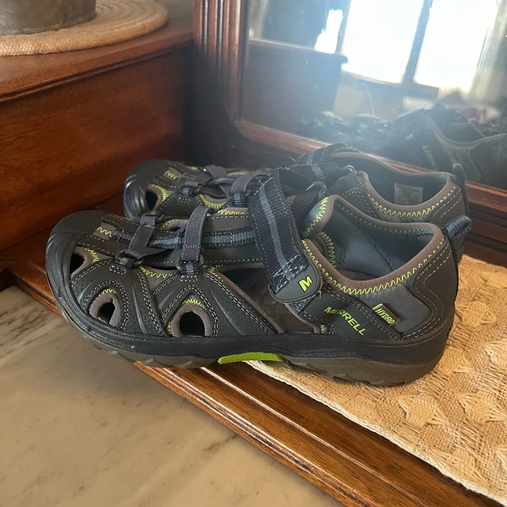 MERRELL Classic Hydro Close‎ Toed Outdoor Hiking Sandals Navy Blue Boy's Size 4